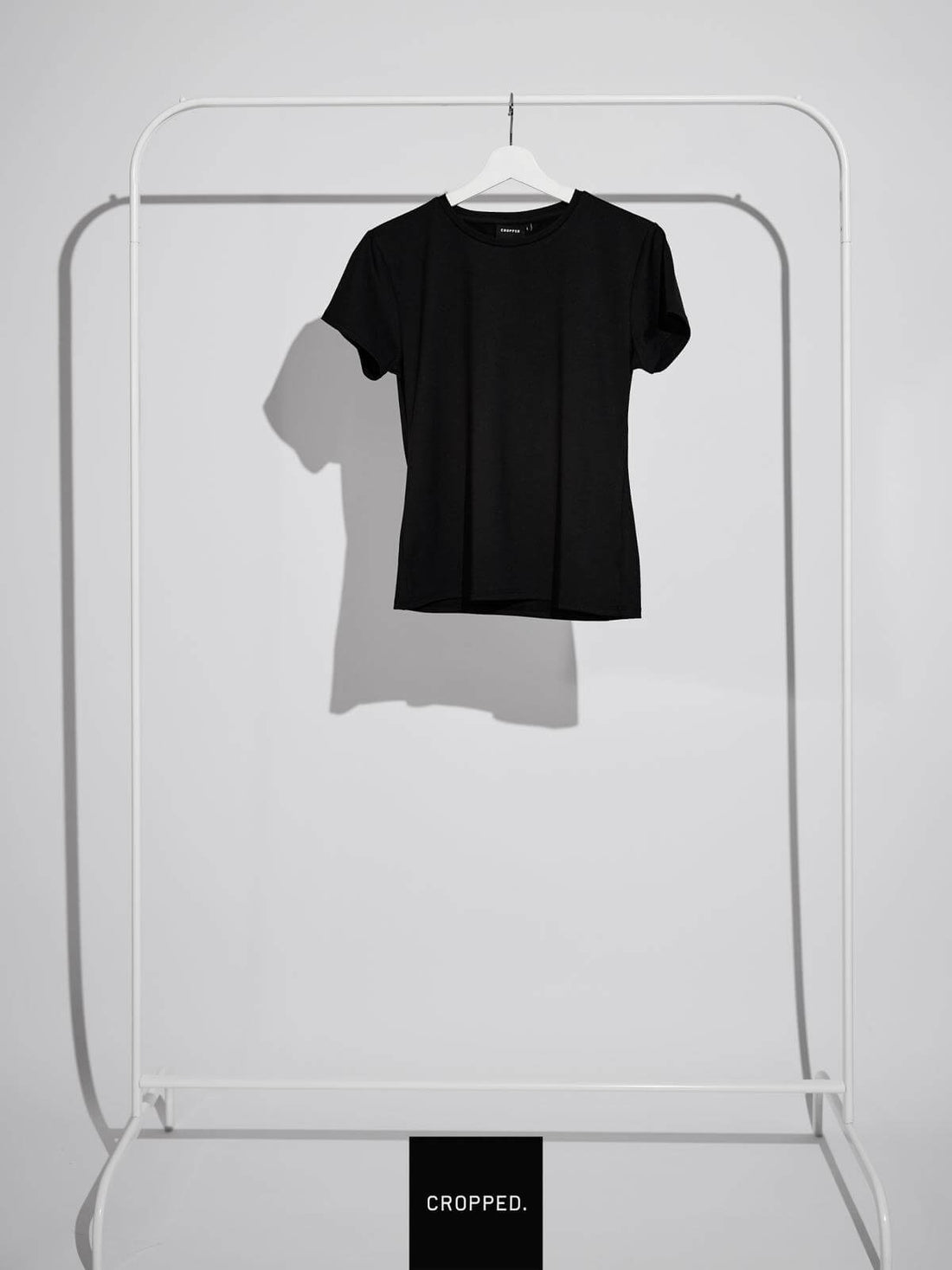 THE BASIC T-SHIRT